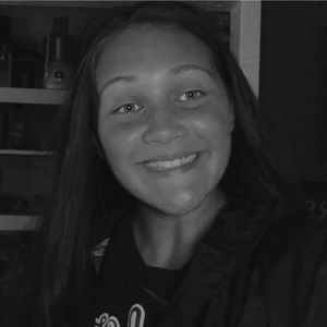 Meet your Posher, Sara frances